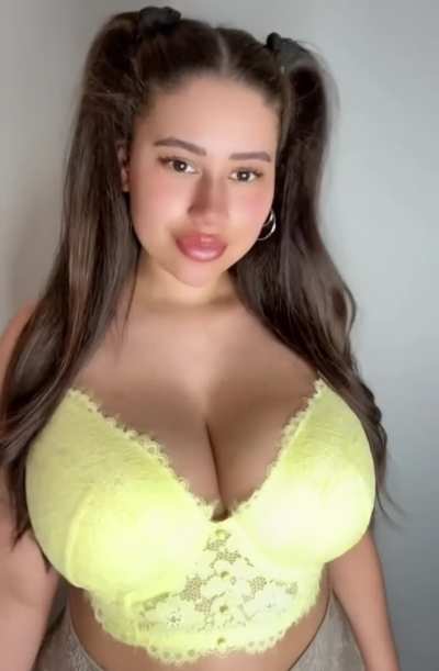 Cover my tits with your cum