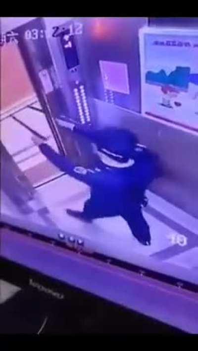 me when (Hydrogen - M|O|O|N) kicks in: