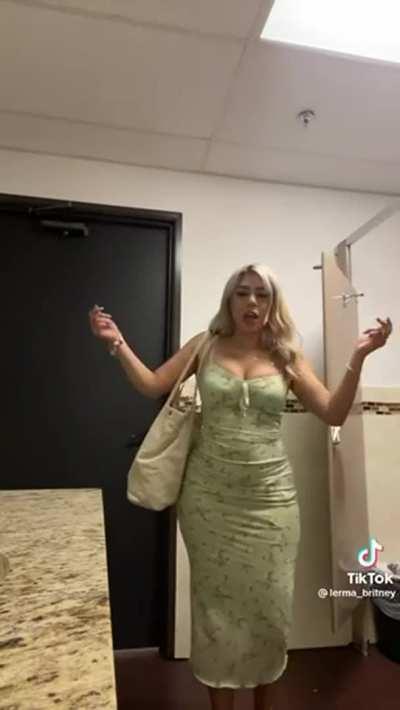 Fat natural Latina ass