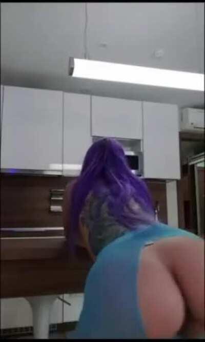 This purple is not by Apple