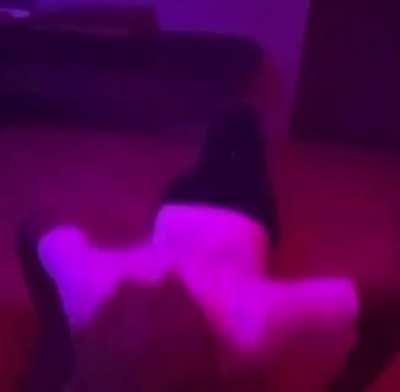 Jordan preparing for the Deluxe😍😍😍