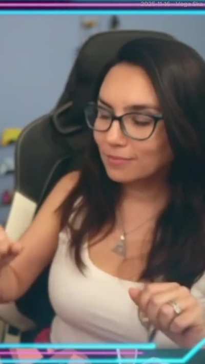 2025-11-16 Trish stretching nintendo pijamas