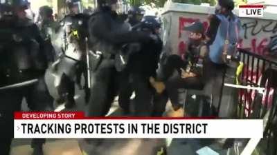 Police attack peaceful protestors & press in Washington D.C.