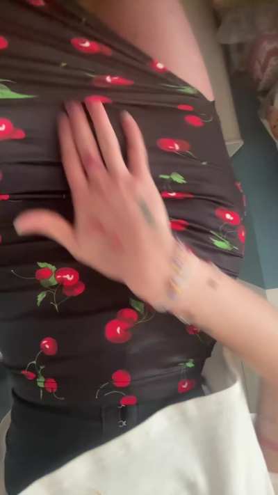 you saw your step sister has bigger dick 💫😵