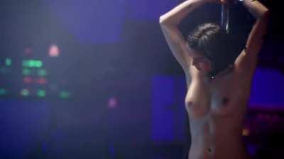 Lina Esco in Porthole