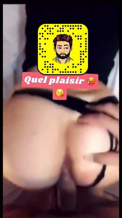 White Girl moans when she gets Arabed - Petite Blanche est rebeued comme une chienne