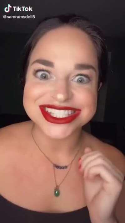 She really said 👁👄👁