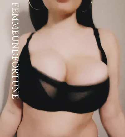 Who else loves the way they jiggle?