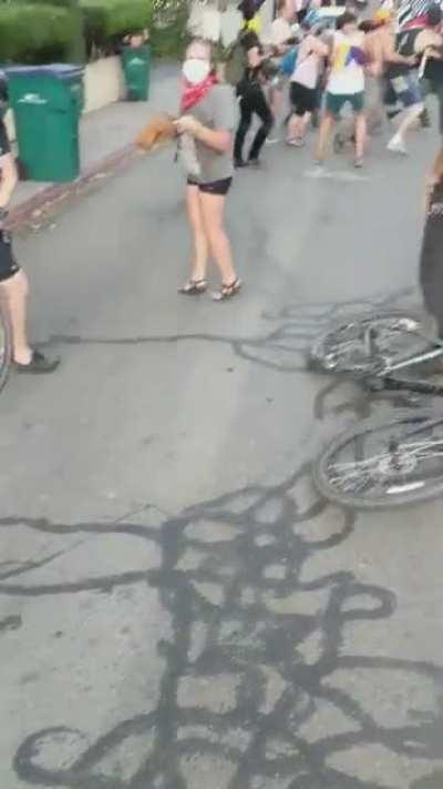 Guy steals phone & throws in sewer, assaults BLM protestors in Grass Valley, California