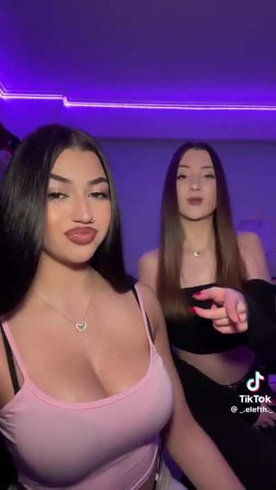 _Elefth_ ta leme priv gia tik tokers gia na mhn ksexniomaste