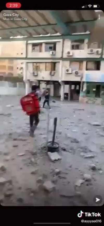 Tel Aviv vs Gaza via Snap Map live footage