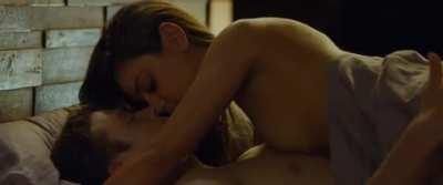 Mila Kunis sexy - Friends With Benefits (2011).Mila Kunis in sexy scene from Friends With Benefits which was released in 2011. There is not so much nudity but Mila Kunis looks pretty hot in that underwear in sex scene. We have some side boob from her.