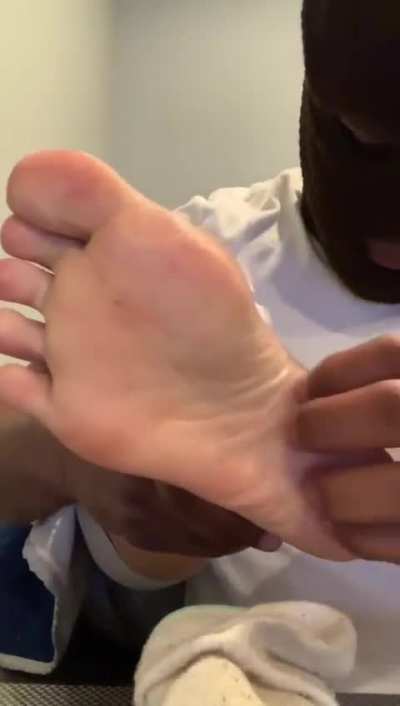 Ticklish pretty feet