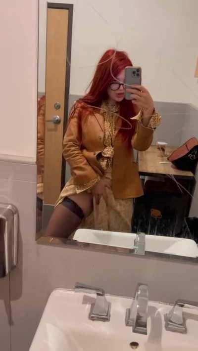 I’ll send you videos like this from the bathroom on our coffee date.