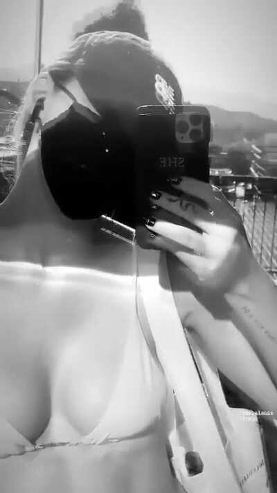 Instagram Story Bikini