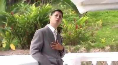 Y decian que el romance ya no existe.