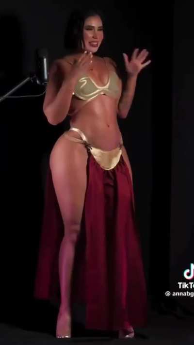 Annabgo Is Why Latinas Are The Best