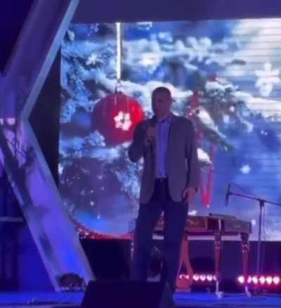 Чуєш голос з прекрасного далека?