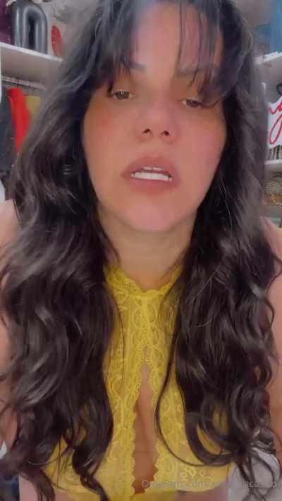 Angelina Castro is so fucking hot ! 🥵