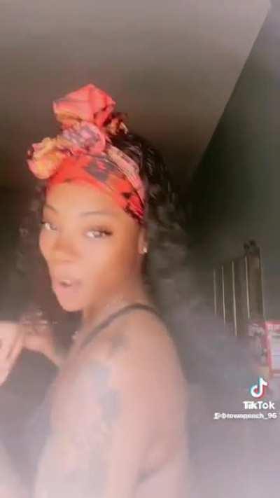 Game 2 strong 💪🏿