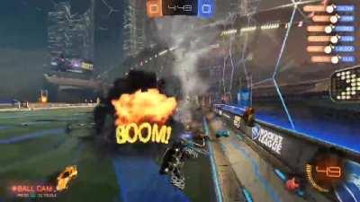 This is what a 20v20 Rumble Bot Match looks like. Yes, I fit right in.