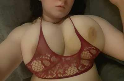 If you think the lace looks nice now, you should see it on your bedroom floor ð