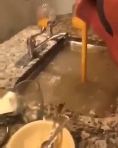 What's the sink doing?