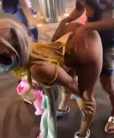 It’s The Arch For Me WTF