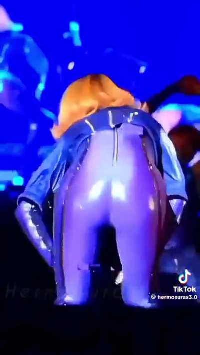 Edit de Maria Becerra