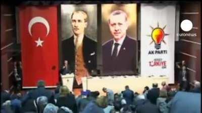 Tayyib'in Atatürk'ü ve CHP'yi kelime oyunu yaparak küçük düşürmeye çalışması ''Eğer devlet adına özür dilenecekse, böyle bir literatür varsa ben özür dilerim, diliyorum.