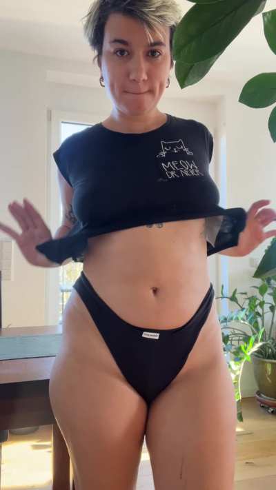 Do you find me hot or not?