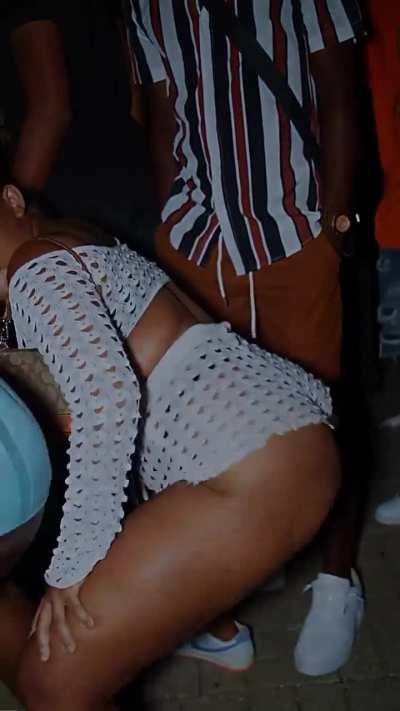 Waves 🌊 yet no ocean @baddie.szzn 📷:@bajantube