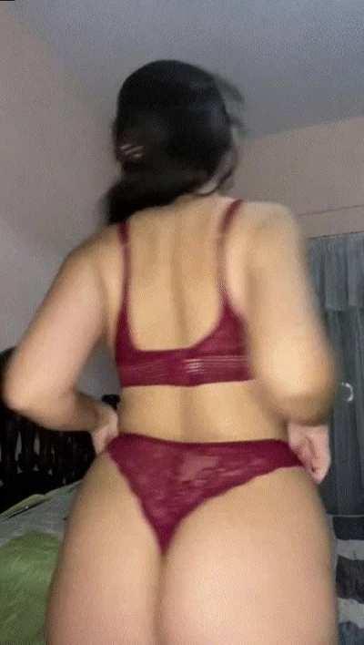 Try your best not to stare, daddy 