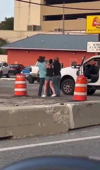 Man chokes out pizza guy!