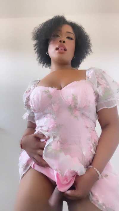 do you ever wonder what’s under a girl’s dress? 🤭