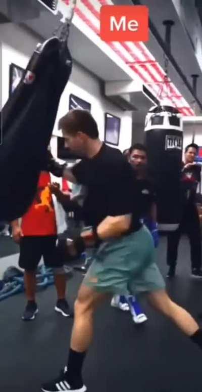 How 8 division champion throw a punch