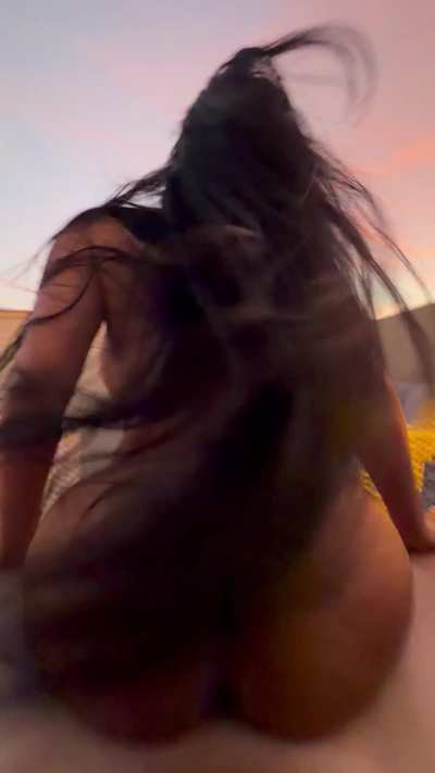 Moved into a new house and she wanted to be the first to fuck me on the roof