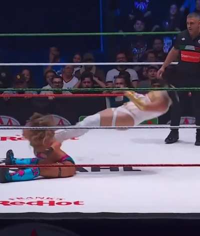Lady Maravilla comp AAA Guerra de Titanes 12/20/25