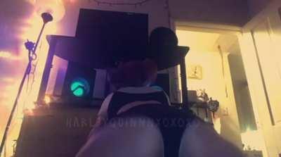 If you stopped scrolling, pls enjoy while i shake my phat ass for you 😍🍑