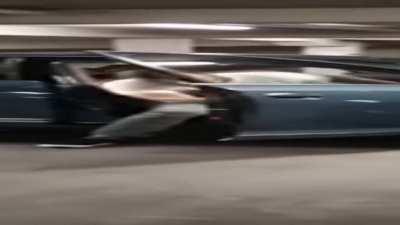 Wide walking Radovan. btw Radovan tam je cuz se mi nepovedlo najít video s chodícím Vojtěchem OMEGALUL