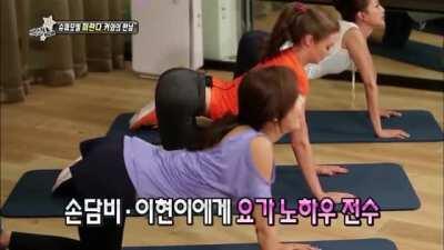 Miranda Kerr ready for a post yoga doggy session