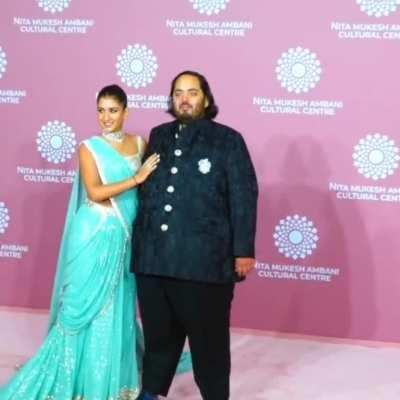 Title music sambhal Raha hai