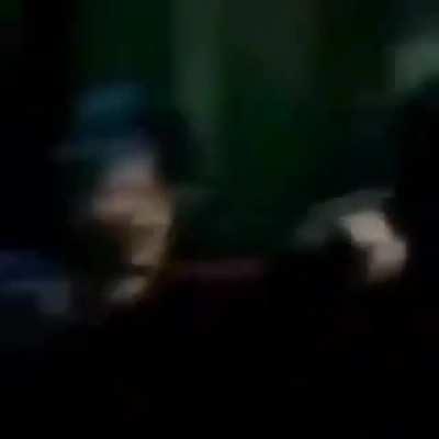 Emimen cuspindo barras?😎😎😎😃🤣🤣😂😂😋😎😎🏜🏜🏜🌏🌏