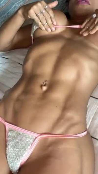 Eri Anton (@erianton_)