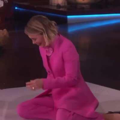 Можно смотреть бесконечно)