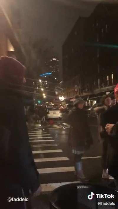 This Trump supporter gets roughed up in NYC after yelling 