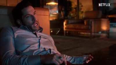 The trailer is out!!!! AHHHHH IM SO EXCITED!!!