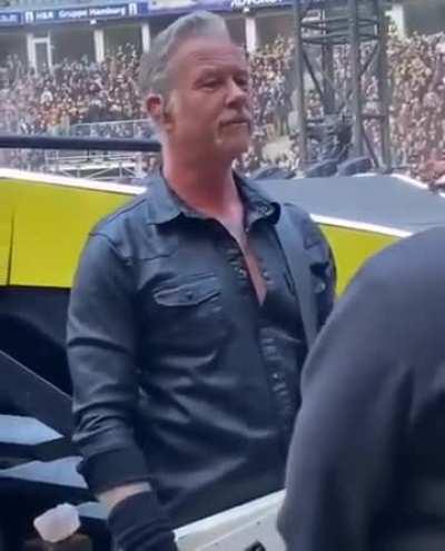 If you're NOT getting nervous before performing, it's time to quit.