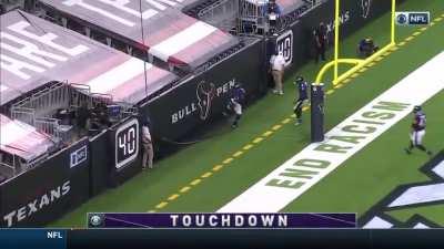 Mark Ingram karate kick