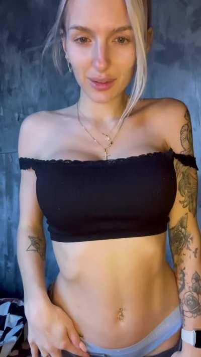 love man's t-short. look at this strip))